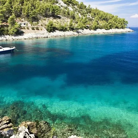 Robinson Tabinja Apartman Sućuraj